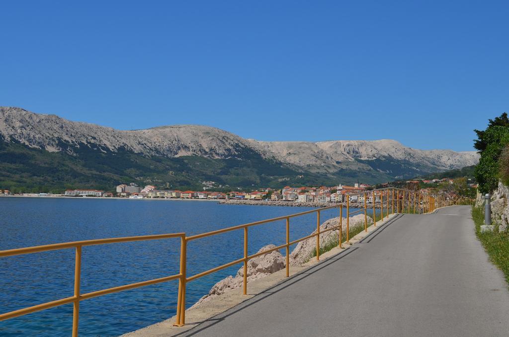 Apartment Kricin Baska  Bagian luar foto